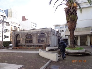 本川小学校.jpg